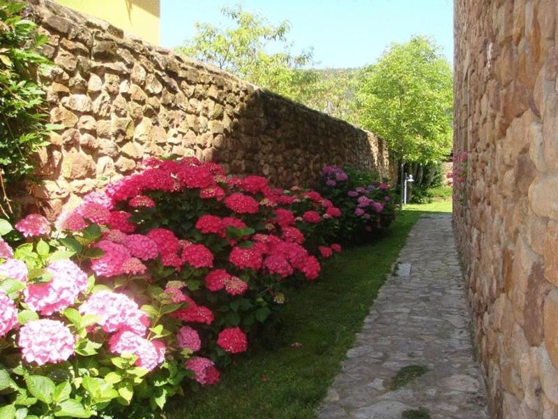 Posada Los Nogales Barcenilla Exterior photo